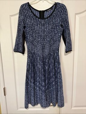 NIC+ZOE Navy and Light Blue Ribbed Patterned Midi Dress